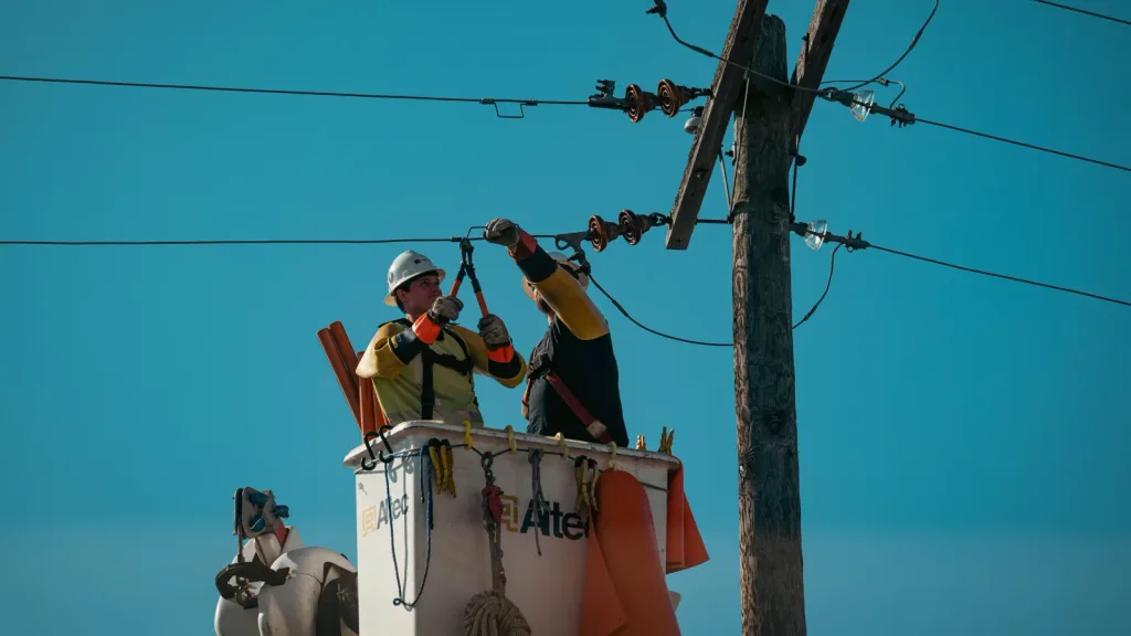 A Texas tradesperson finishing a work order